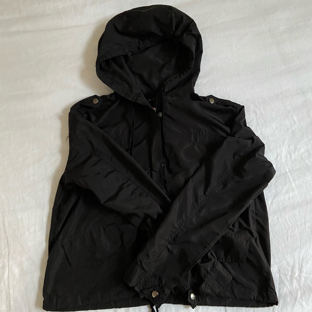 Brandy Melville Windbreaker